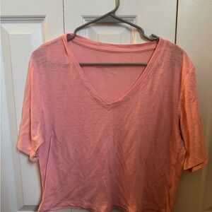 Universal Thread Coral Crop V-Neck Tee